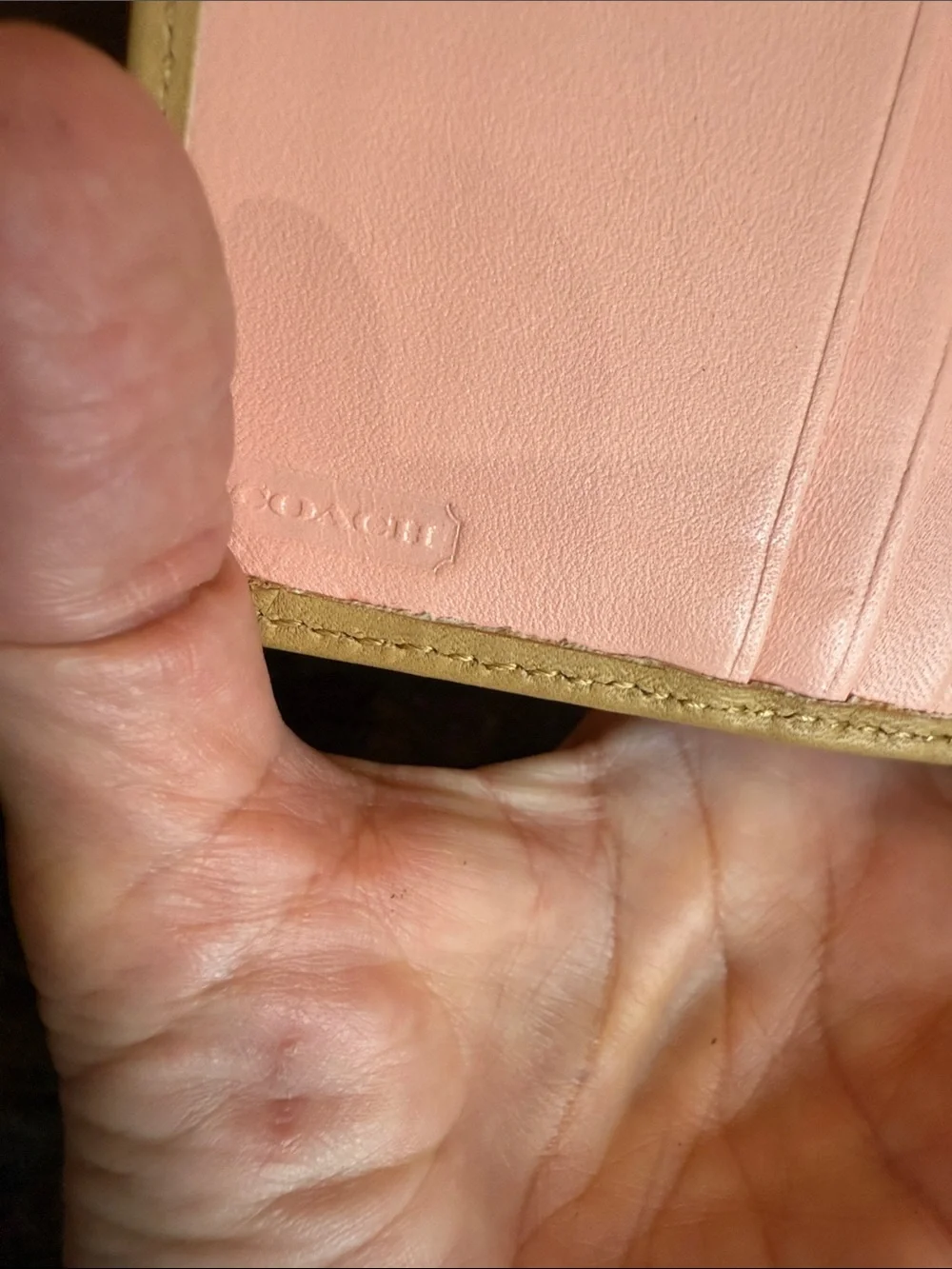 Vintage Coach Light Tan Leather Zip Wallet with Gold Hardware-EUC